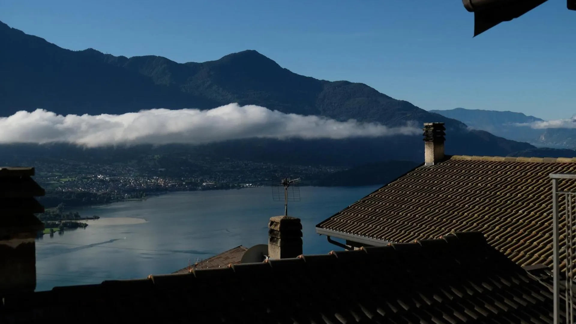 Ferienhaus Appartamenti Montemezzo Le Case In Pietra La Torretta